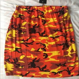 Boohoo camo skirt